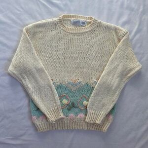 Vintage cream white pastel sweater